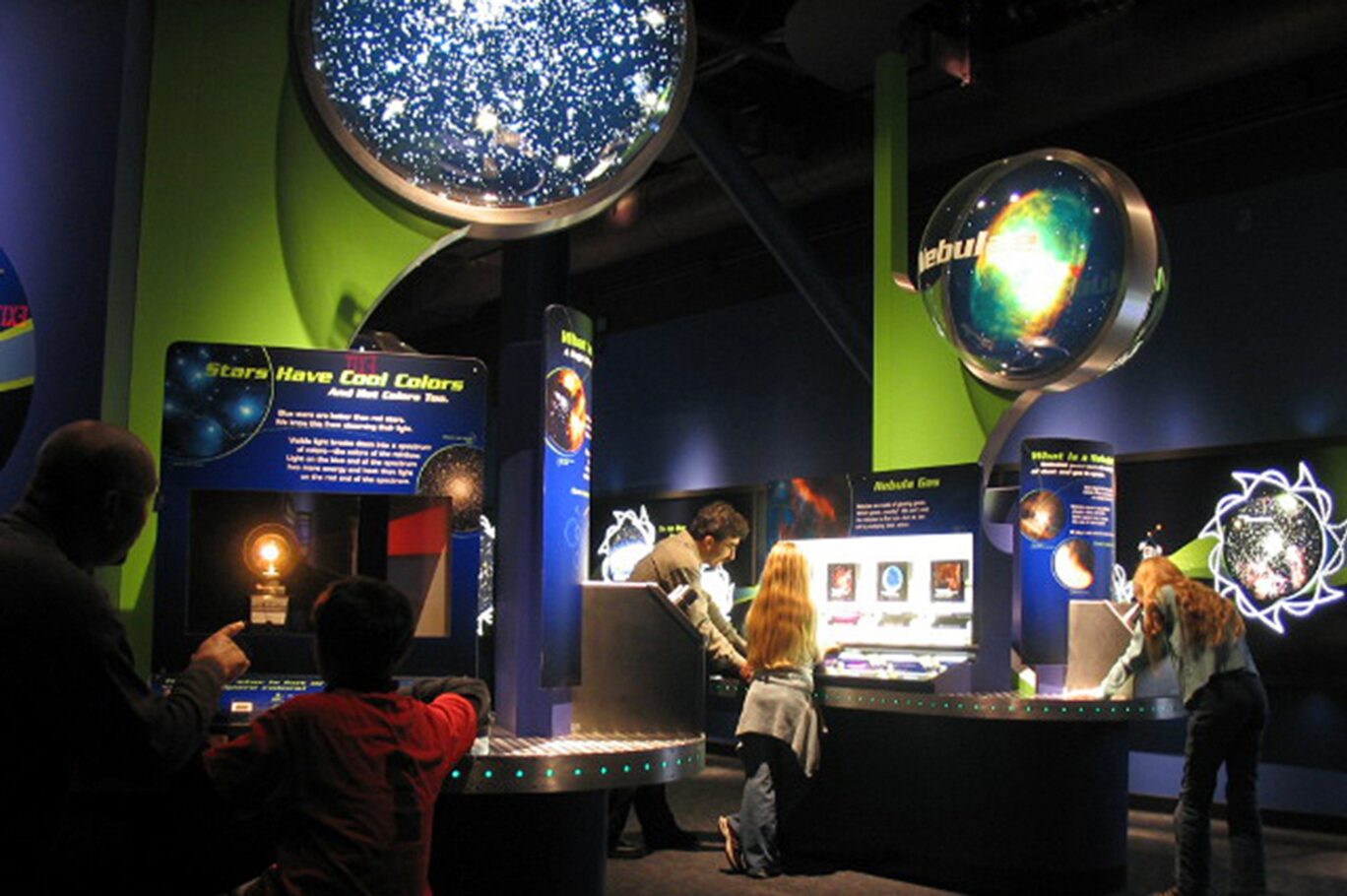 children's museum fabrication chabot destination universe space exhibitinteractive
